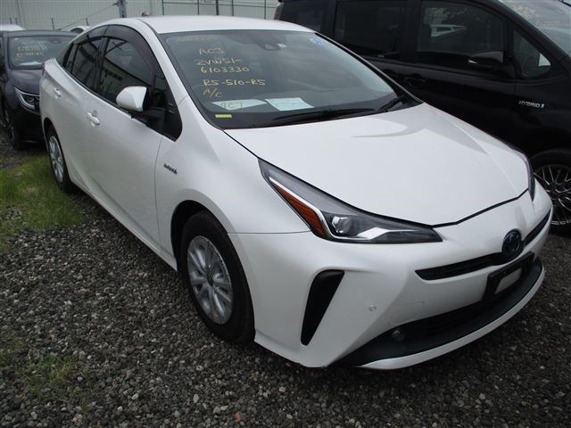 Toyota-Prius-2019(S)